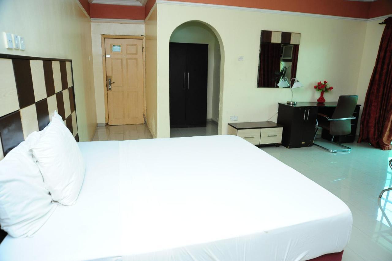 Richton Hotel And Suites Abeokuta ห้อง รูปภาพ