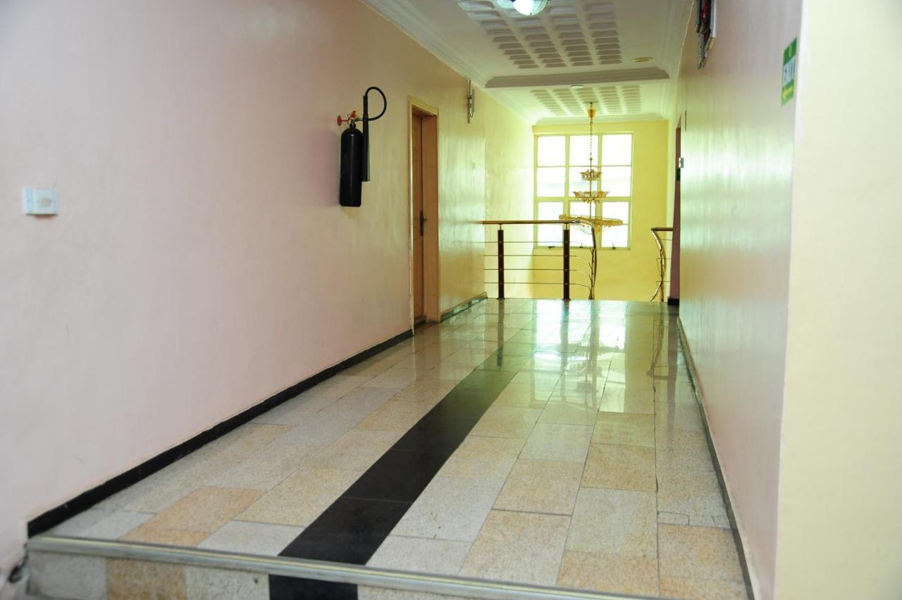 Richton Hotel And Suites Abeokuta ภายนอก รูปภาพ