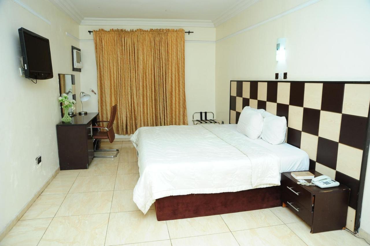 Richton Hotel And Suites Abeokuta ห้อง รูปภาพ