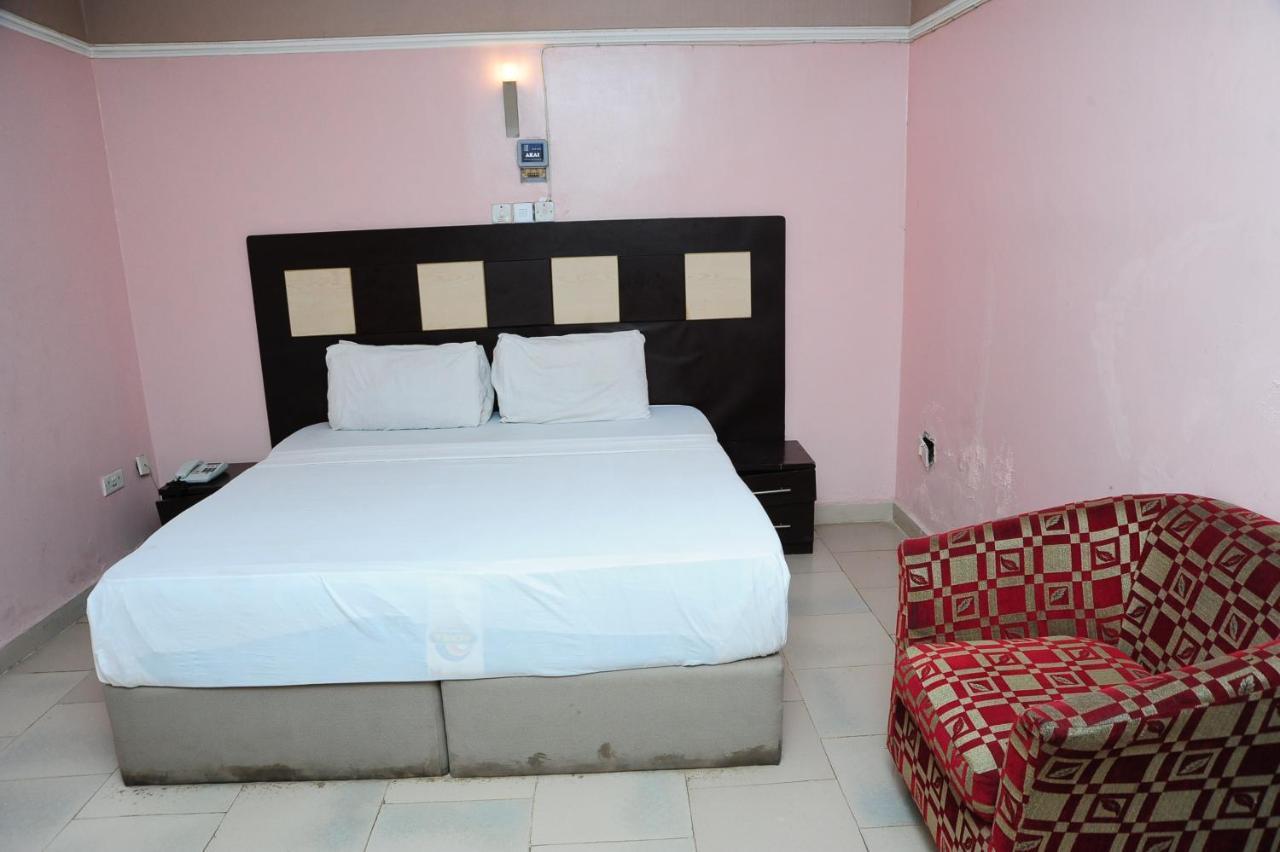 Richton Hotel And Suites Abeokuta ห้อง รูปภาพ